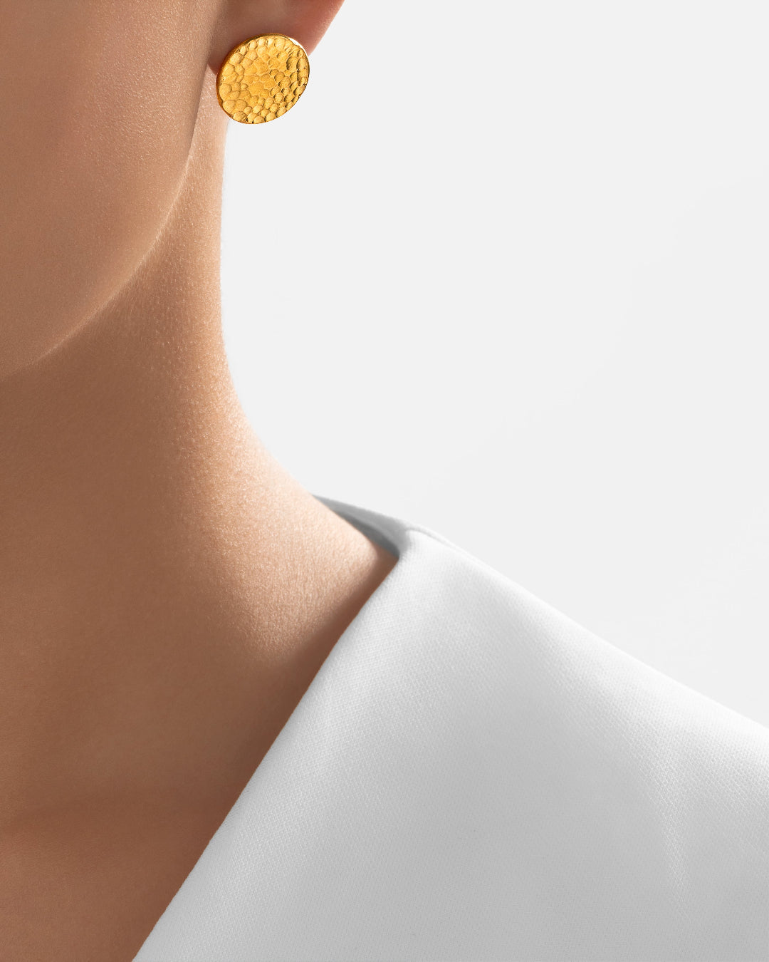 Nebu Gold 24kt Gold Hammered Shield Earrings Female