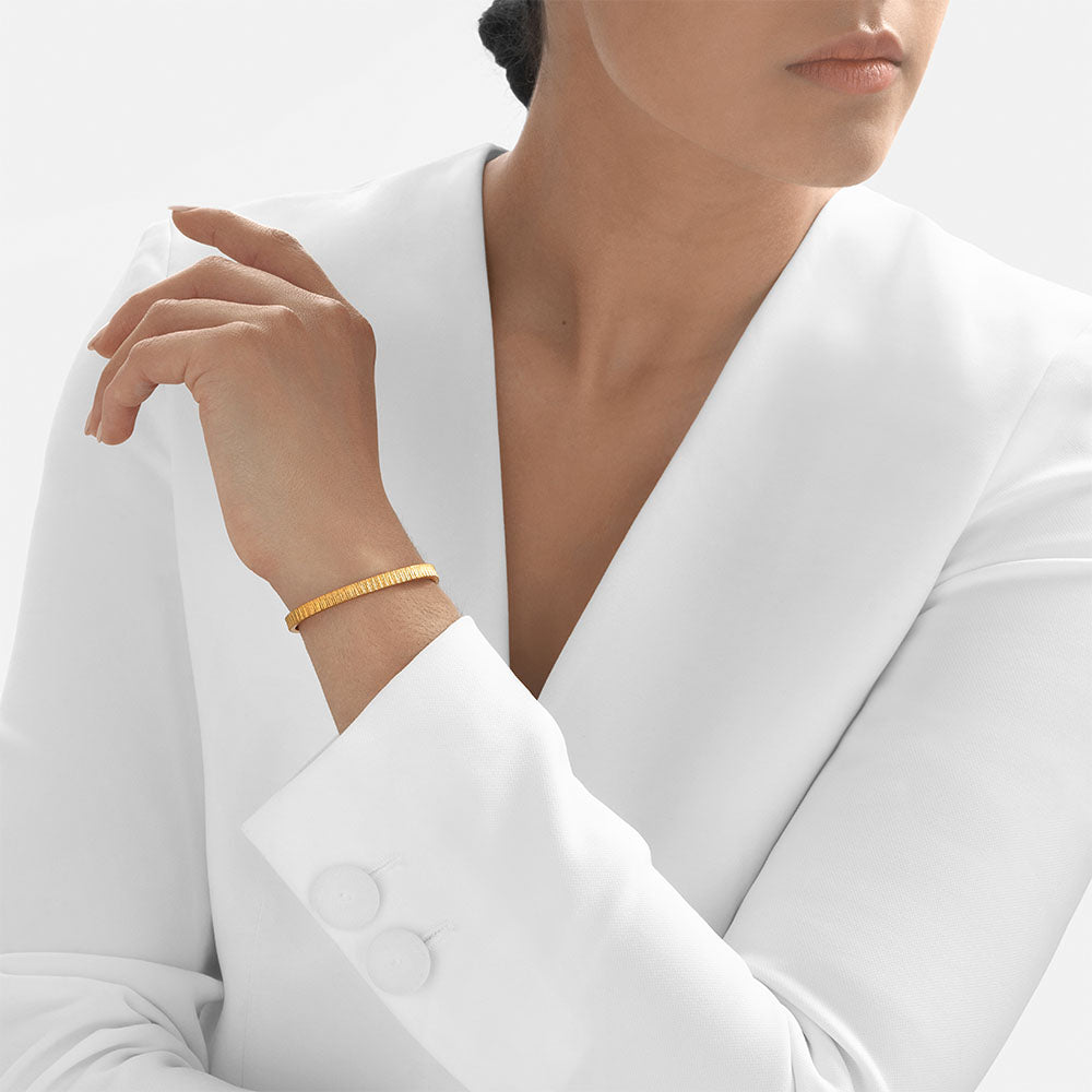 Nebu Gold 24k Gold Textured Wrist Cuff Female
