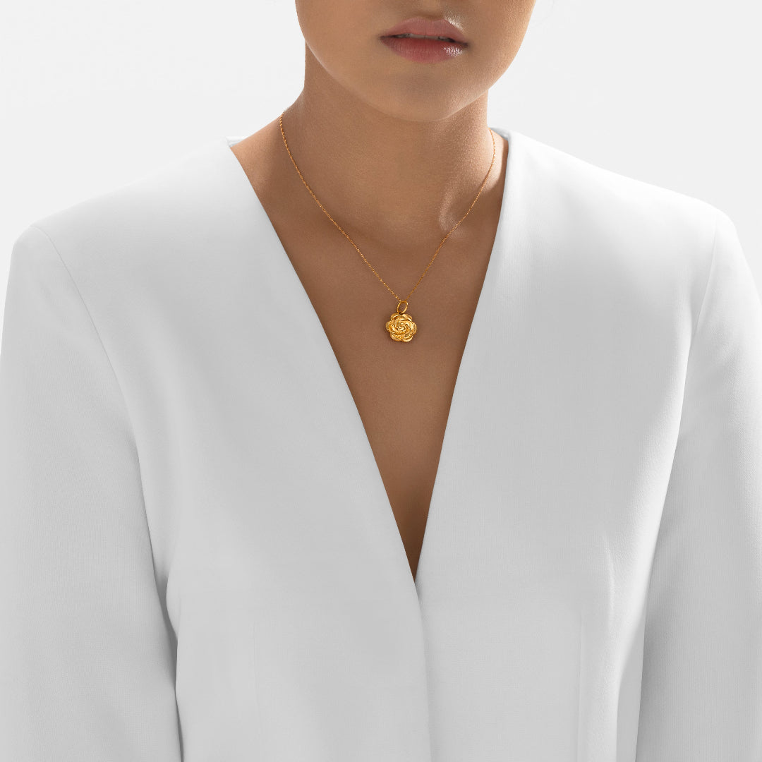 Nebu Gold 24kt Gold Bloom Charm Female