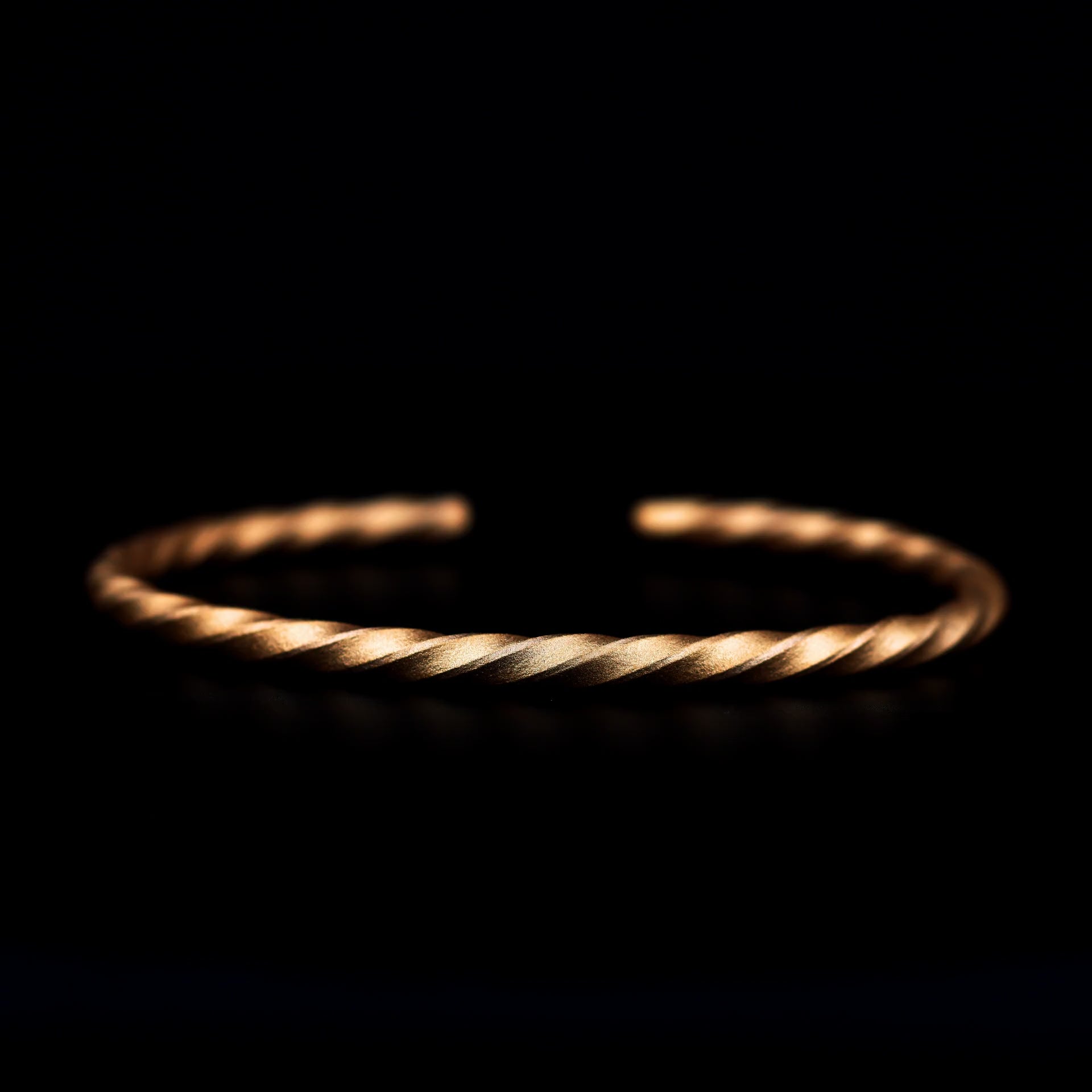 Nebu Gold 24k Gold Bullion Twist Bangle Video