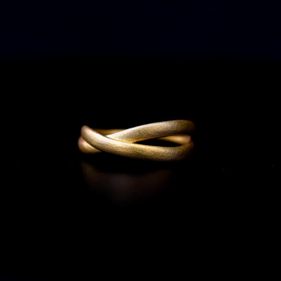 Nebu Gold 24k Gold Modern Crossover Ring